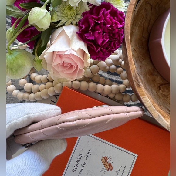 YSL Cassandra Blush Pink Matelasse’ Card Pouch w/ Key Ring. Excellent condition. - Picture 8 of 14